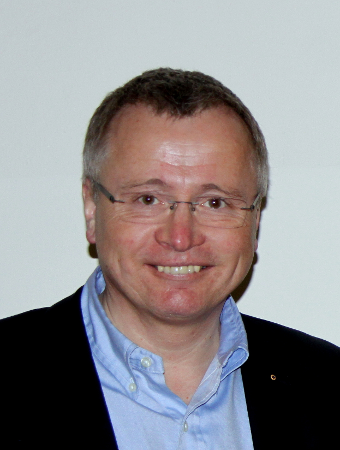 Dr. Christoph Dadak